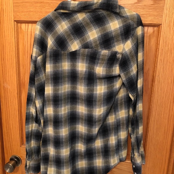 Flannel - Picture 2 of 3